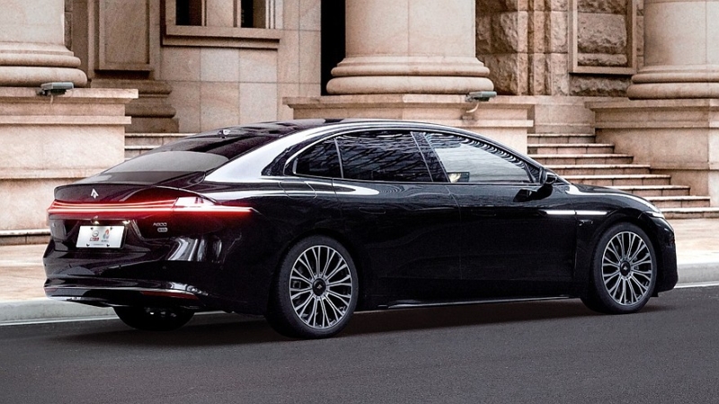 Флагманский седан Hyptec A800 от GAC готовится к премьере, раскрыт дизайн интерьера