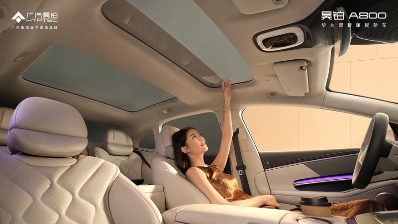 Флагманский седан Hyptec A800 от GAC готовится к премьере, раскрыт дизайн интерьера