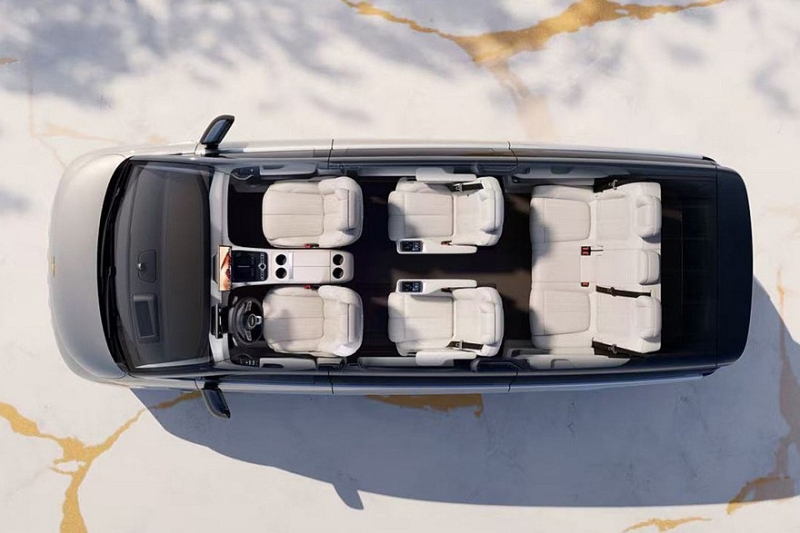 Geely Galaxy V900 готовится к старту продаж: минивэн уже установил необычный рекорд