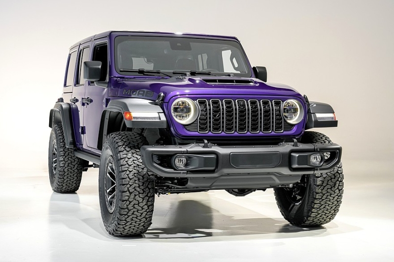 Jeep Wrangler сохранил V8 в 2026 модельном году и подешевел сразу на 20 000 долларов