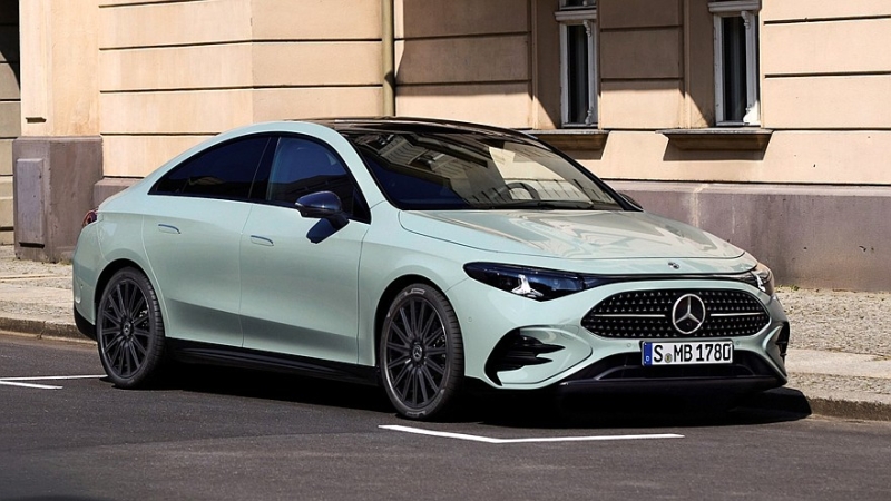 Новый гибридный Mercedes-Benz CLA выходит на рынок: розетка не нужна, есть полный привод