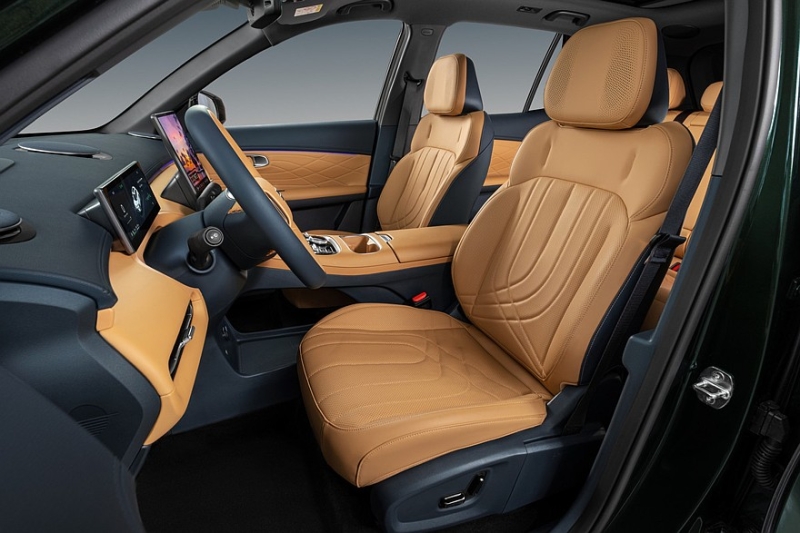 Новый кроссовер Geely EX5 EM-i в России: ожидаемо дешевле родственного EX5