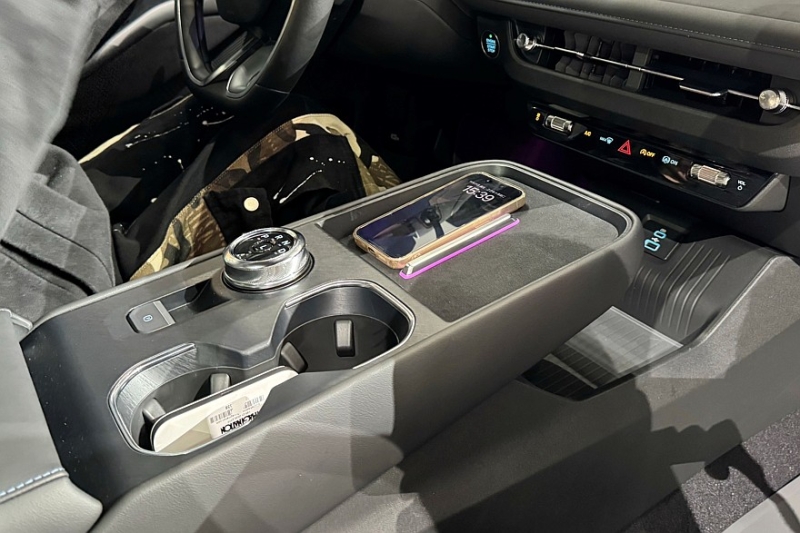 Обновлённый Ford Mondeo для Китая: без двухэтажных фар и с более мощным двигателем