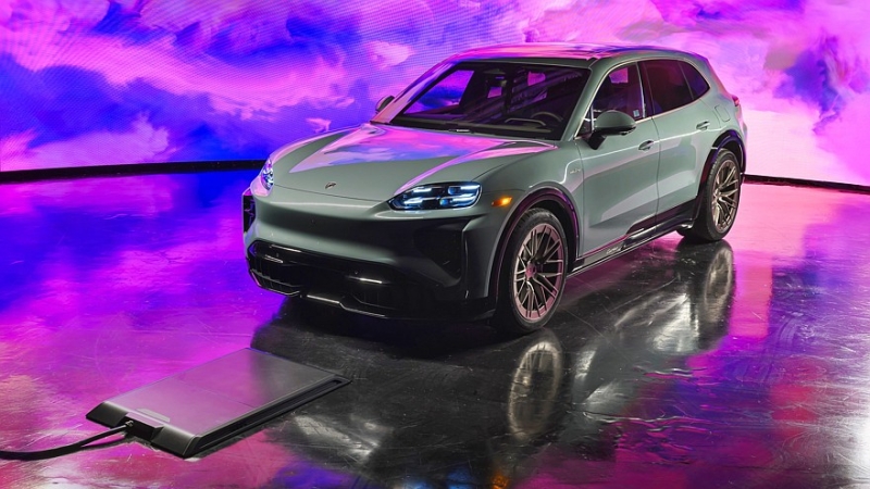 Porsche Cayenne Electric сбросил маску: две версии, до 1156 л.с. и беспроводная зарядка