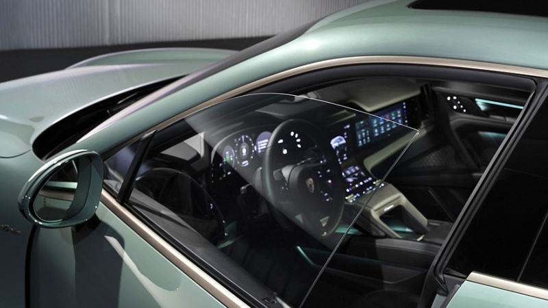 Porsche Cayenne Electric сбросил маску: две версии, до 1156 л.с. и беспроводная зарядка