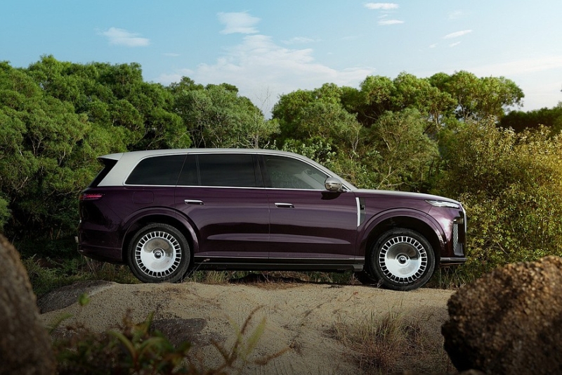 Роскошный кроссовер Voyah Taishan: успешный старт в Китае и премьера версии для России