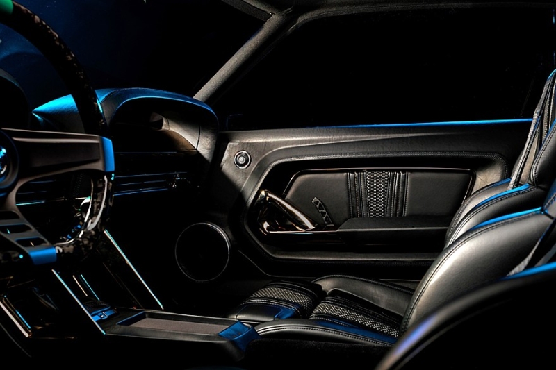 Тачка криминального босса: роскошный Ford Mustang Kingpin от Ringbrothers