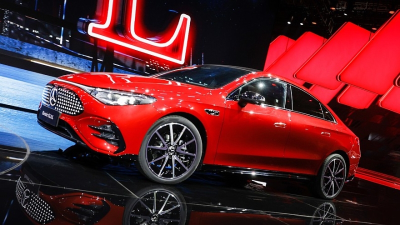 Удлинённый китайский Mercedes-Benz CLA L выходит на рынок без полного привода