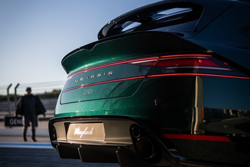 Genesis G90 превратился в «заряженный» универсал Wingback