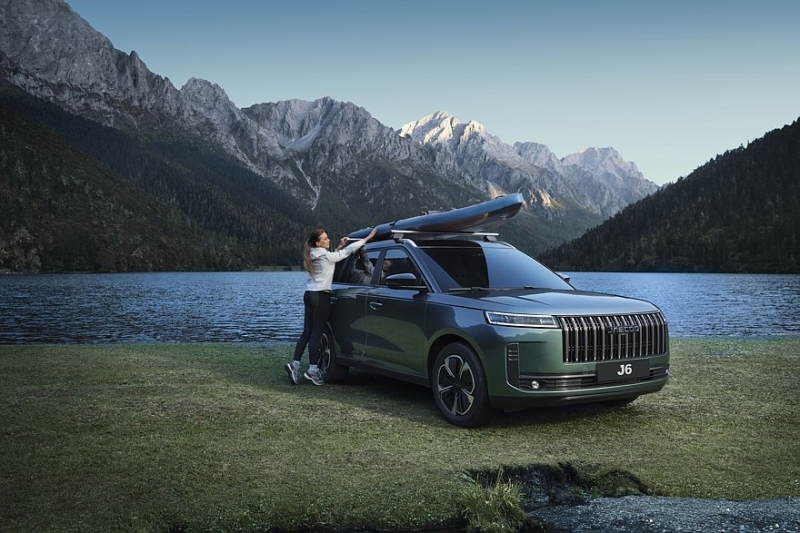 Jaecoo презентовала в России новый кроссовер J6