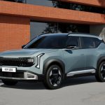 Кроссовер Kia Seltos нового поколения: больше и агрессивнее, есть гибрид и дизель