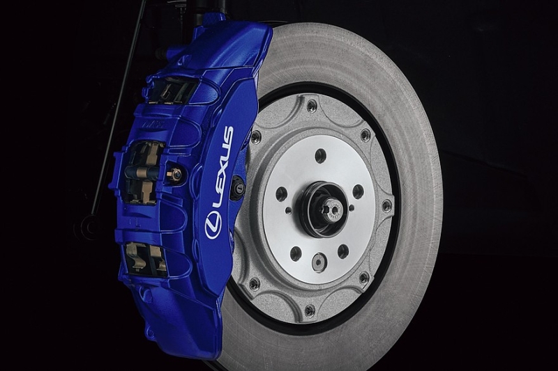 Lexus рассекретил &laquo;заряженный&raquo; кроссовер RZ 600e F Sport Performance, цены известны