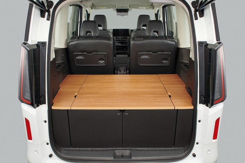 Минивэн Nissan Serena: рестайлинг богатых версий и расширение гаммы