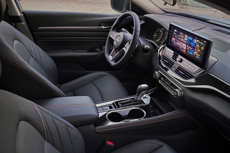 Nissan Altima 2026 модельного года: без рестайлинга, всего две версии, зато есть полный привод