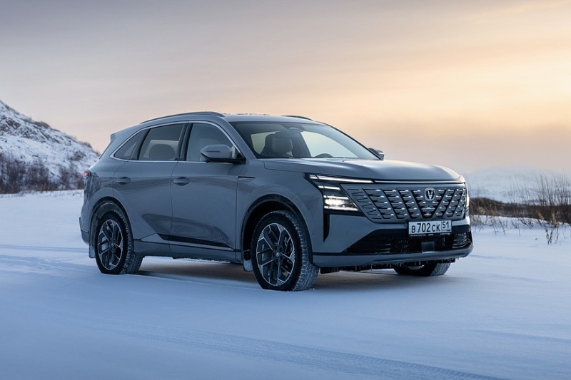 Новый Changan CS75 Plus стартует в России с топовым мотором и полным приводом: объявлены цены