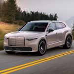 Новый электрический кроссовер Bentley: первые изображения