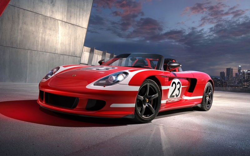 Porsche «обнулила» 20-летний суперкар Carrera GT и снабдила его ле-мановской ливреей