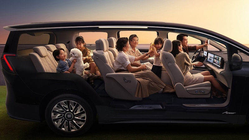 Стартовали продажи флагманского минивэна Buick Electra Encasa