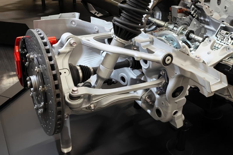 Toyota представила суперкар GR GT: мощный V8, компоновка transaxle и готовность в гонкам