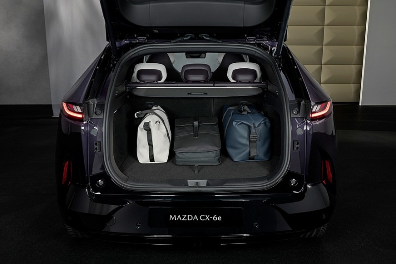 Кроссовер Mazda CX-6e на платформе Changan: официальная премьера