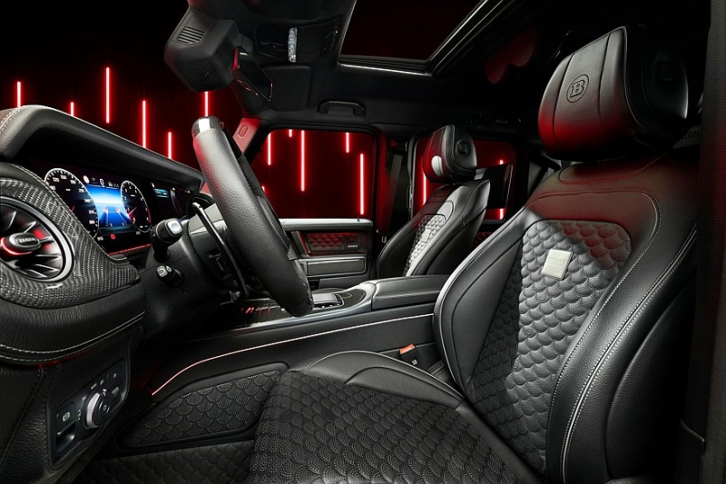 Новый Brabus 900 Rocket Edition дебютировал на очень крутых ностальгических колёсах