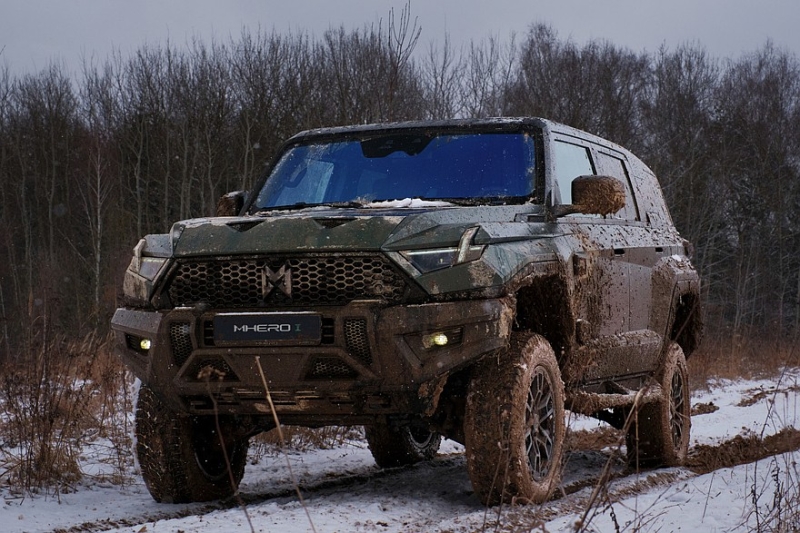 Рамный внедорожник M-Hero I получил в России более доступную версию