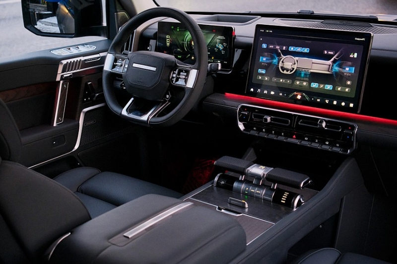 Рамный внедорожник M-Hero I получил в России более доступную версию