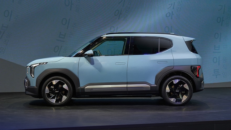 Рассекречен кроссовер Kia EV2: разный дизайн, две батареи и прописка в Европе