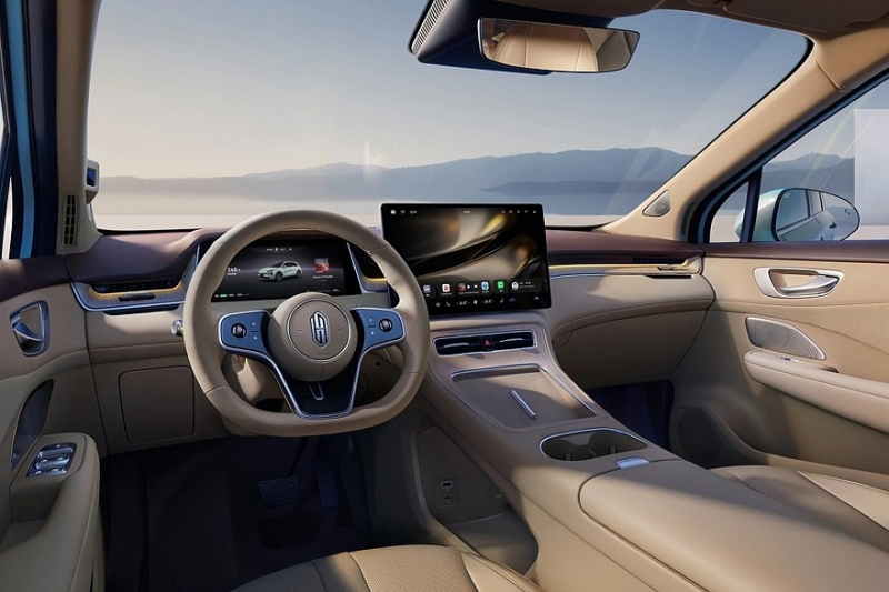 Shangjie от SAIC и Huawei: к заурядному кроссоверу H5 присоединится седан Z7 в стиле Porsche