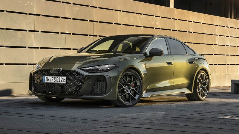Audi полностью рассекретила новые &laquo;заряженные&raquo; лифтбек и универсал RS 5