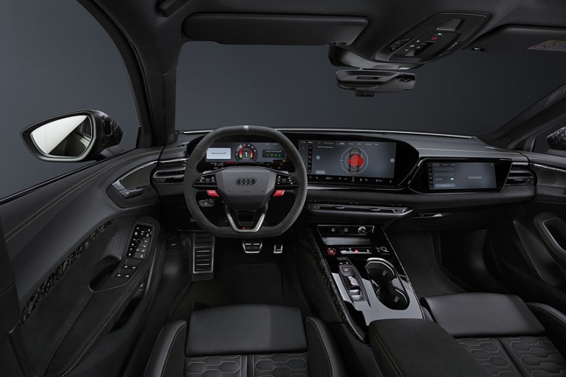 Audi полностью рассекретила новые &laquo;заряженные&raquo; лифтбек и универсал RS 5