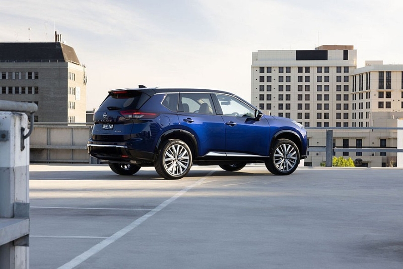 Ещё один обновлённый Nissan X-Trail: без спецверсий, зато моторная гамма &ndash; шире