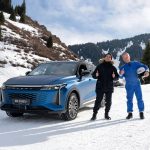 Exeed RX PHEV прошёл сложное испытание с подъёмом по льду с уклоном 41°