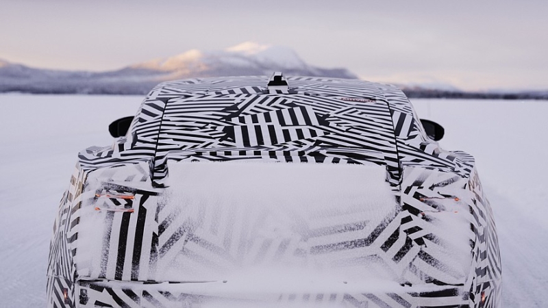 Jaguar GT готовится к премьере: прототип новинки показался в ходе зимних испытаний