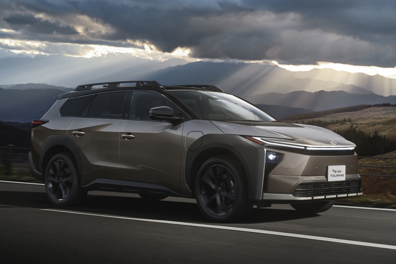 Кросс-универсал Toyota bZ4X Touring стартует в Японии: подробности и цены