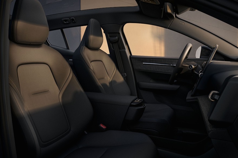 Кроссовер Volvo EX30 обзавёлся новой стартовой версией с более скромной техникой