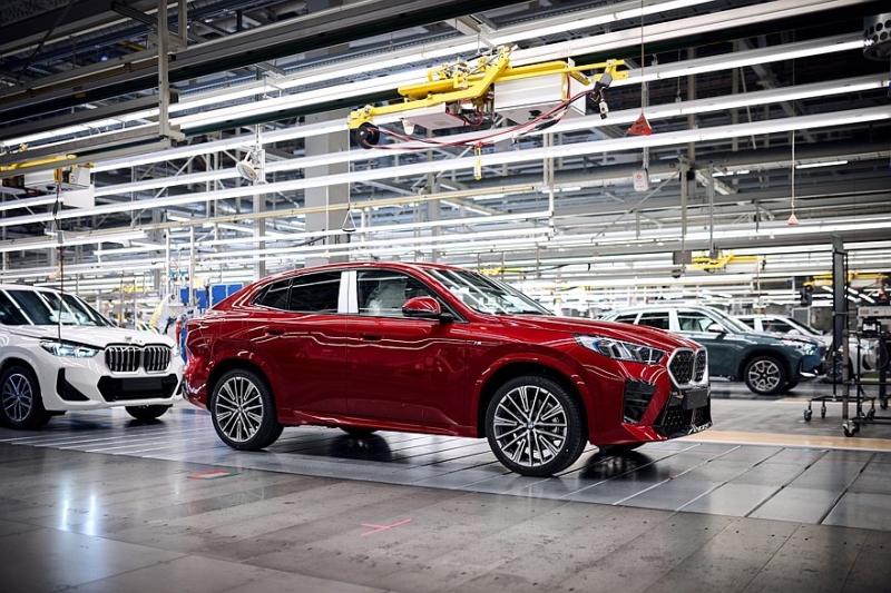 Крупнейший в Европе завод BMW отметил юбилей производственным рекордом