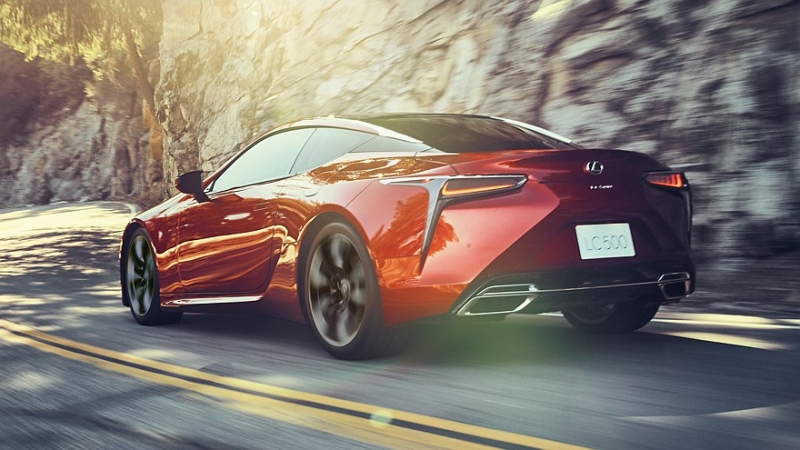 Lexus готовится завершить производство купе и кабриолета LC