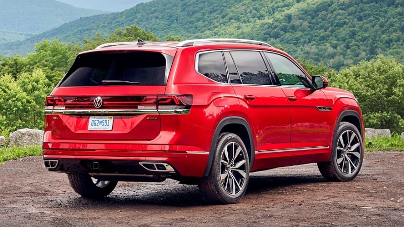 Новый Volkswagen Atlas для США готовится к премьере: есть отличия от &laquo;китайца&raquo;