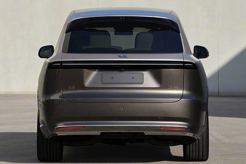 Растерявший покупателей кроссовер Li L9 перешёл в новое поколение: больше, умнее, дороже