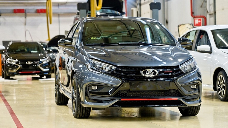 Стартовало производство новых седанов и универсалов Lada Vesta Sport