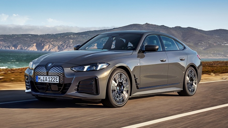 Баварцы могут отправить электрический лифтбек BMW i4 в отставку