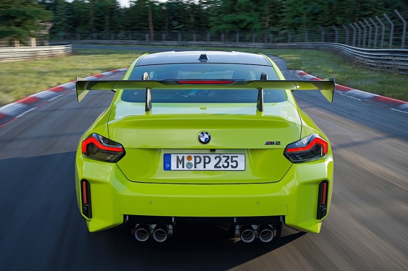 BMW сделала купе M2 ещё круче: трековый пакет и облегчённая выхлопная система