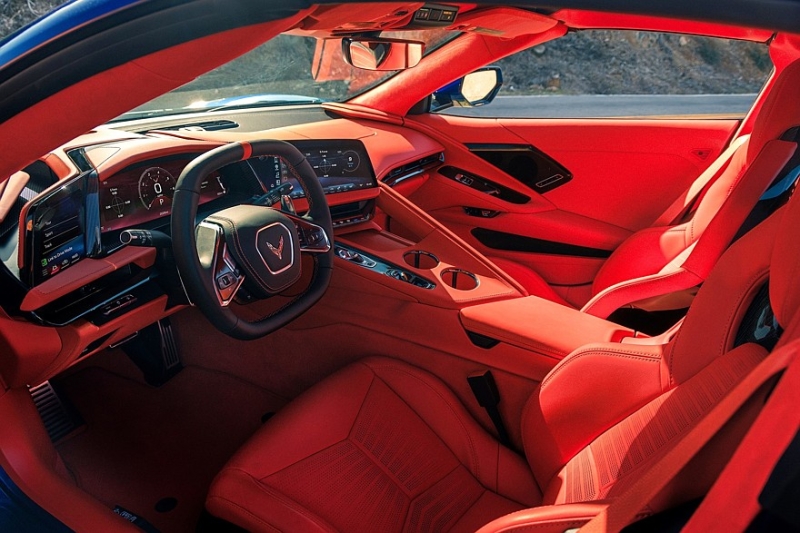 Chevrolet Corvette Grand Sport дебютировал с полным приводом и новым 6,7-литровым V8