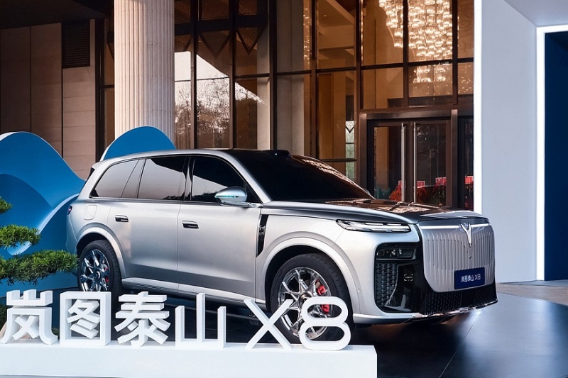 На подходе новый кроссовер Voyah Taishan X8 &ndash; младший брат Voyah Taishan