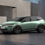 Новый флагманский кроссовер Lancia Gamma: первые изображения