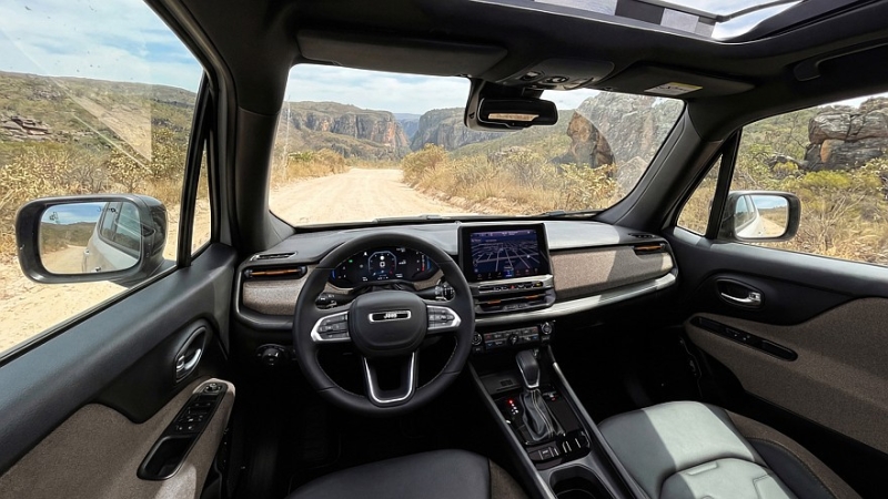 Обновлённый Jeep Renegade: иной интерьер, модернизированная техника и сниженный ценник