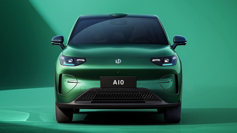 Очень дешёвый, но не бедный кроссовер Leapmotor A10 выходит на рынок