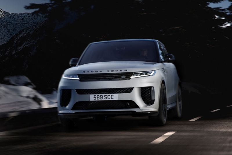 Range Rover Sport обзавёлся лимитированной спецверсией SV Ultimate Edition