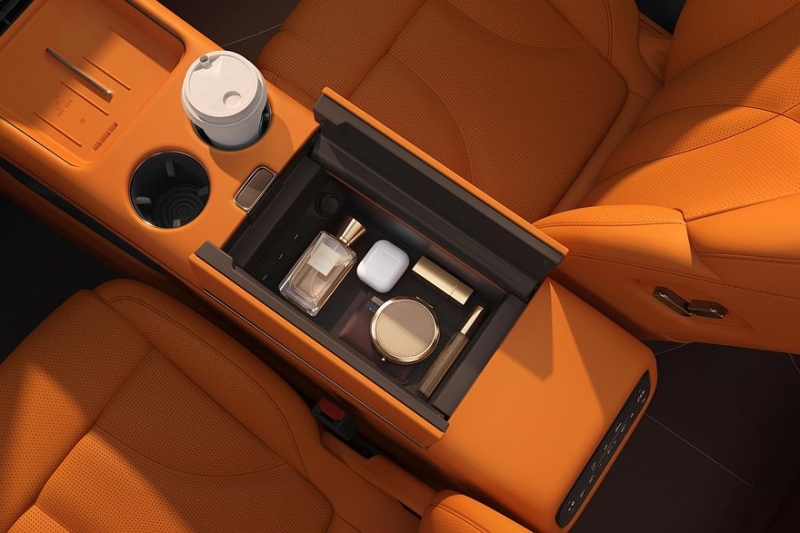 SAIC подхватил моду на «клонирование» флагманов: представлен кроссовер IM LS8